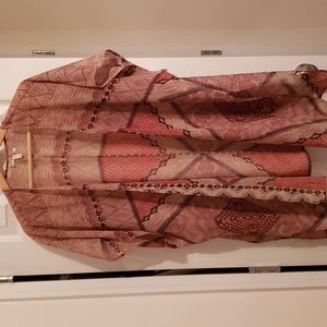 Womens mid length kimono. Maurices. One size.